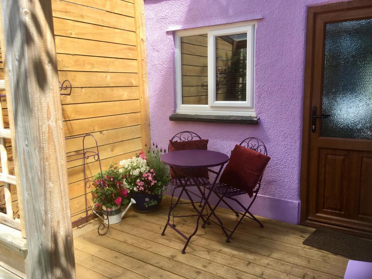 Cute Self-Contained Guest Room With Ensuite And Private Decked Porch In Glastonbury Kültér fotó